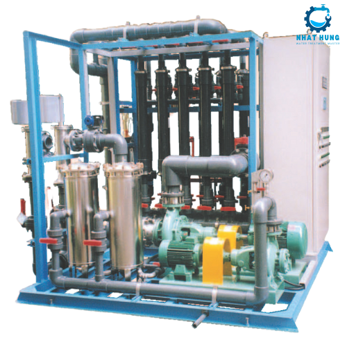 Thiết bị thẩm thấu ngược cỡ nhỏ